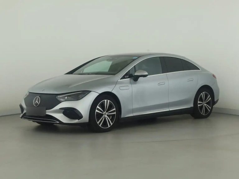 Mercedes-Benz EQE 300 - photo 5