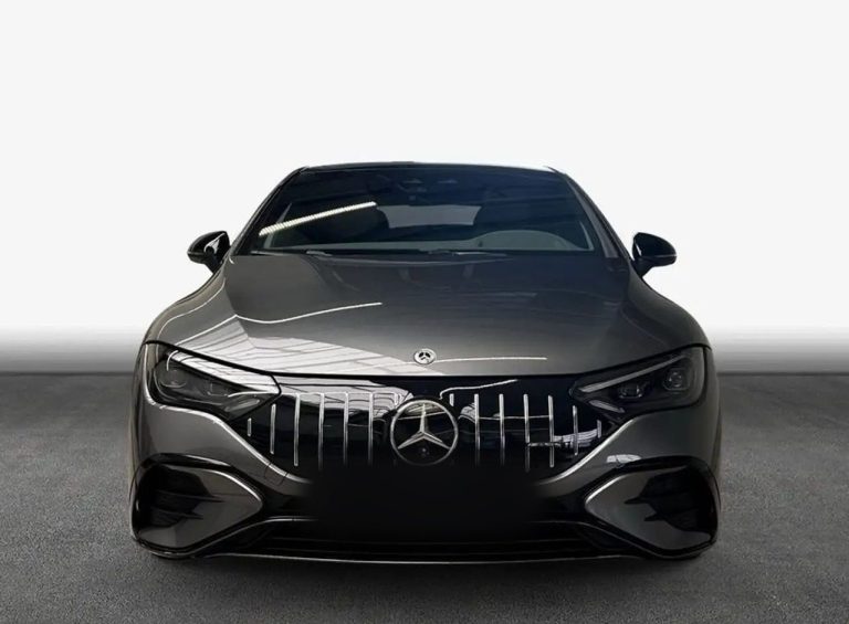 Mercedes-Benz EQE 500 4MATIC - photo 3