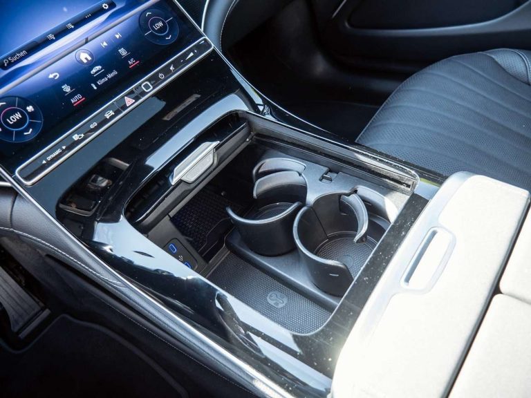 Mercedes-Benz EQS 450+ Electric Art - photo 11