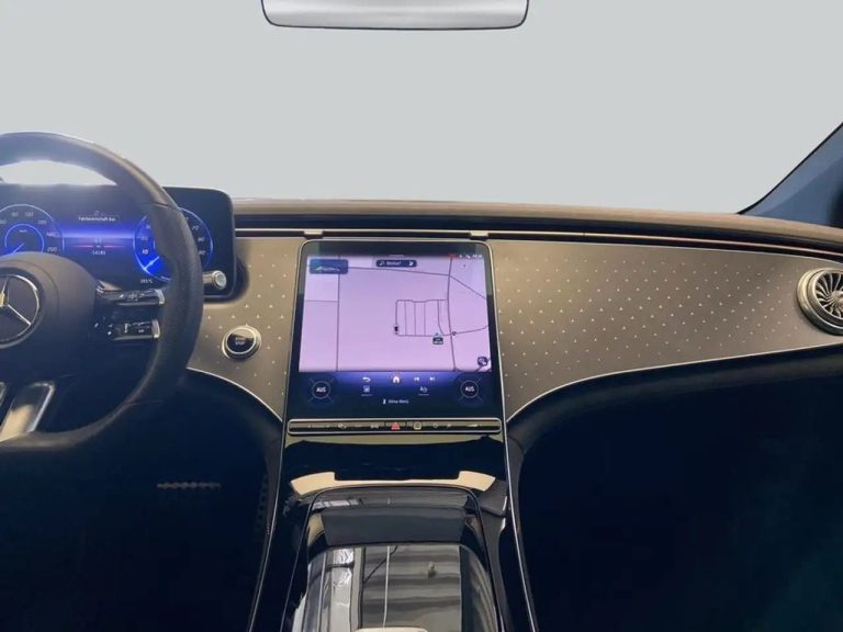 Mercedes-Benz EQS - photo 15