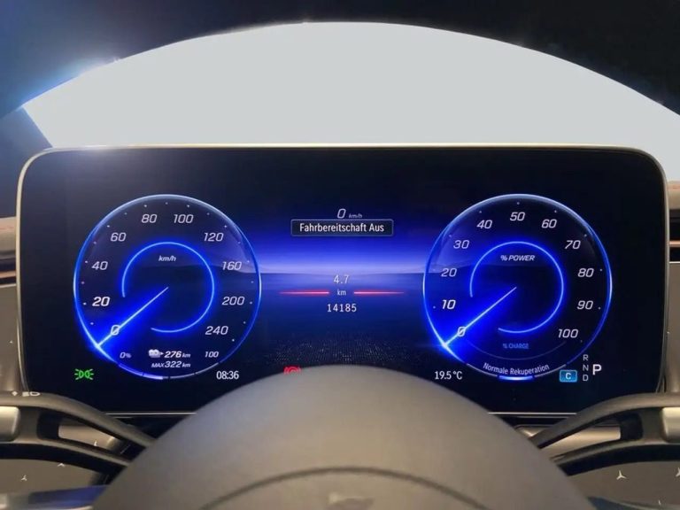 Mercedes-Benz EQS - photo 18