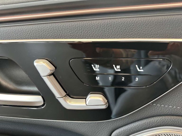 Mercedes-Benz EQS 450+ - photo 9