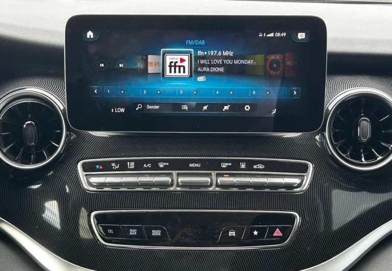 Mercedes-Benz EQV 300 long - photo 8