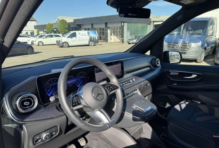 Mercedes-Benz EQV Long - photo 10