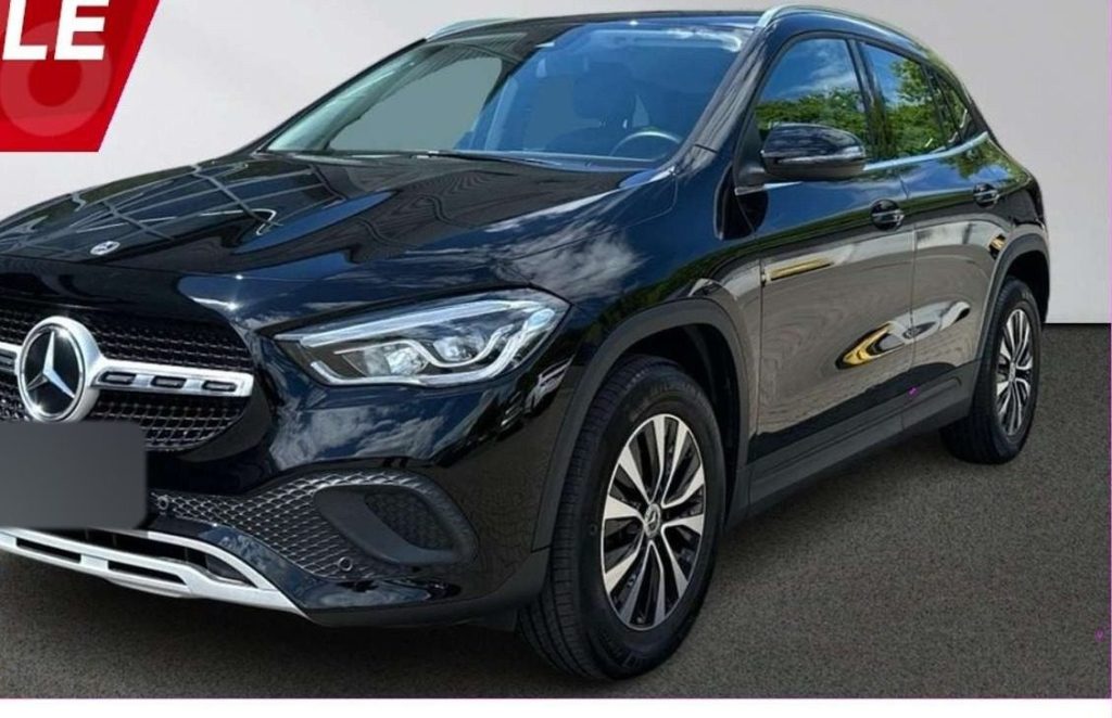 Mercedes-Benz GLA 200 Style