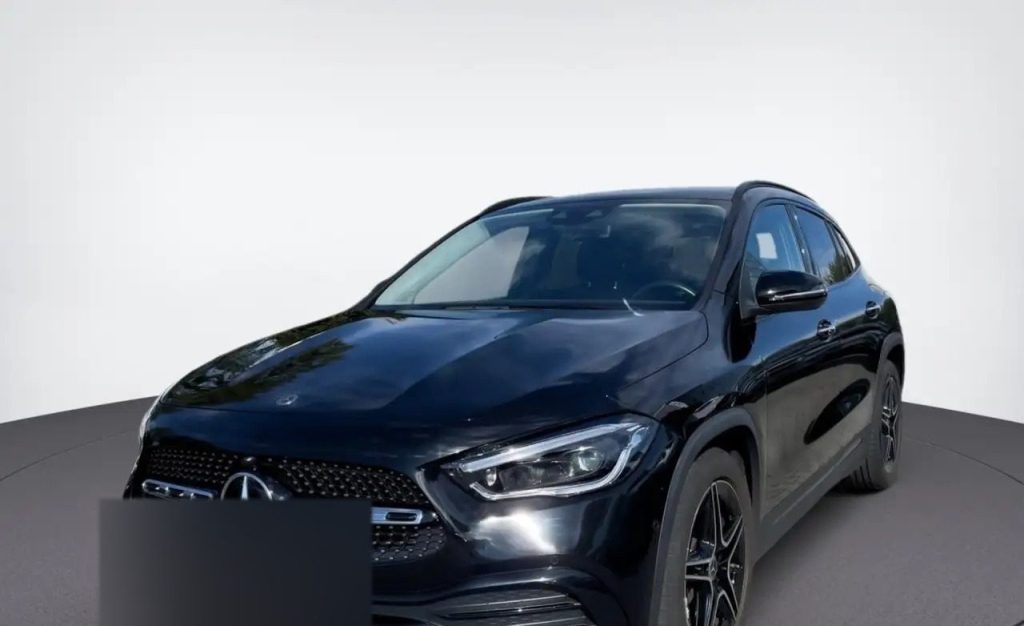 Mercedes-Benz GLA 200 AMG Line
