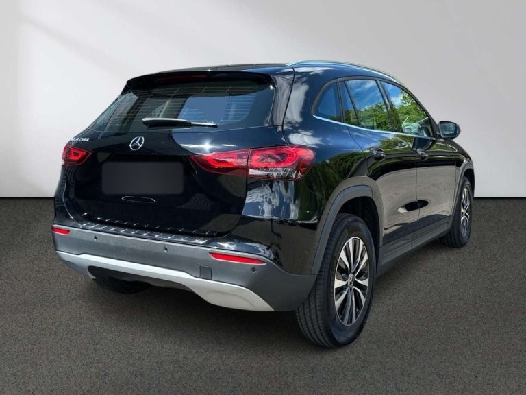 Mercedes-Benz GLA 200 Style - photo 2