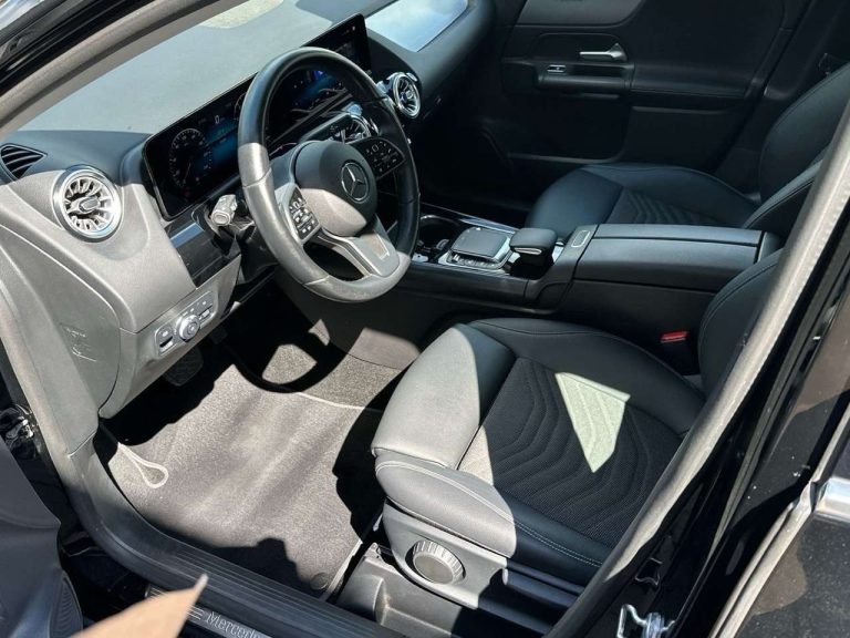 Mercedes-Benz GLA 200 Style - photo 8