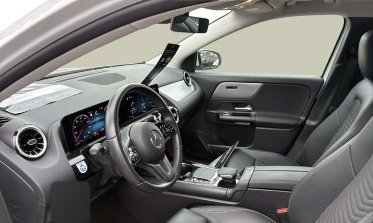 Mercedes-Benz GLA 250 e Progressive - photo 12