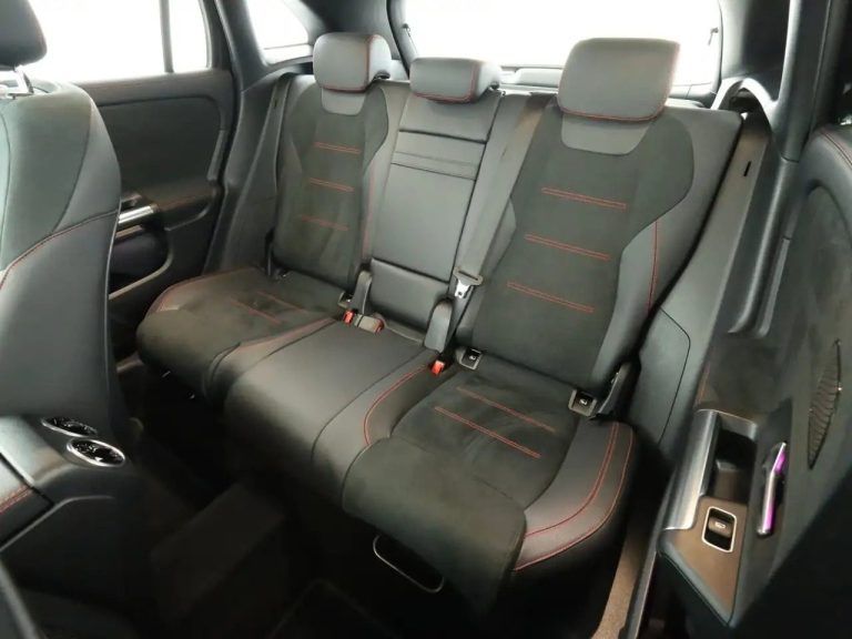 Mercedes-Benz GLA 250 e AMG Line - photo 18