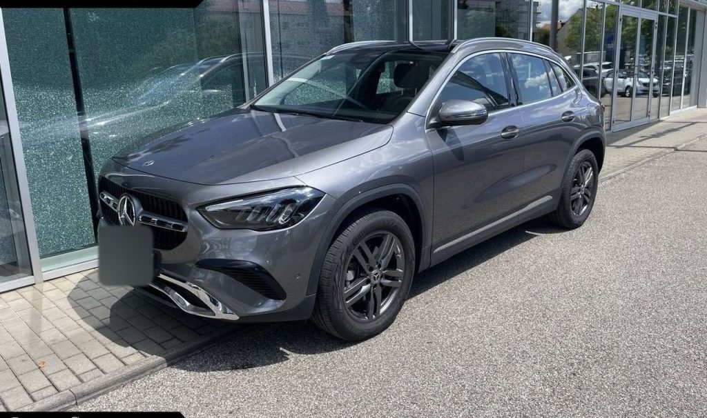 Mercedes-Benz GLA 180 d Progressive
