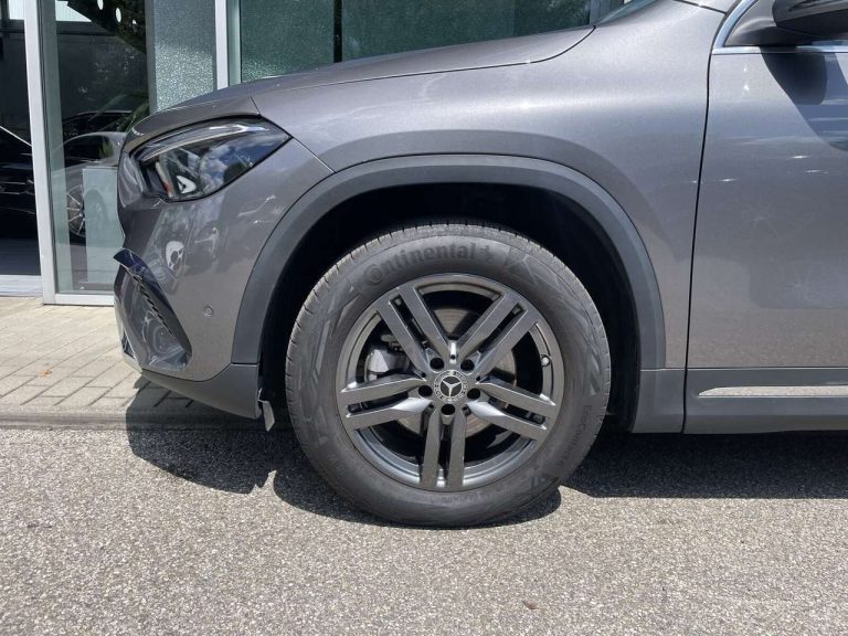 Mercedes-Benz GLA 180 d Progressive - photo 10
