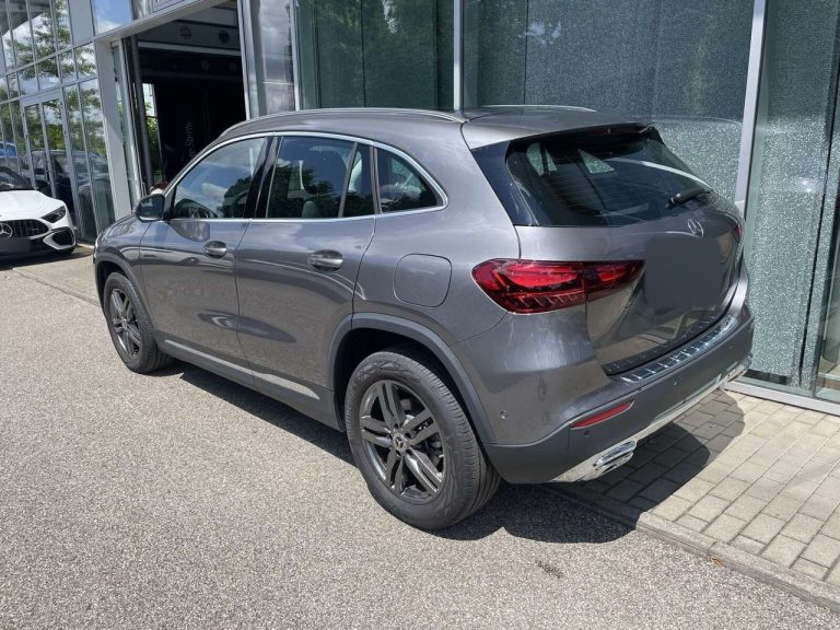 Mercedes-Benz GLA 180 d Progressive - photo 2