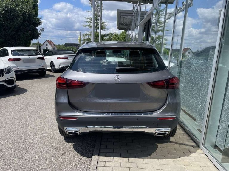 Mercedes-Benz GLA 180 d Progressive - photo 4