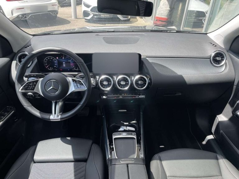 Mercedes-Benz GLA 180 d Progressive - photo 6