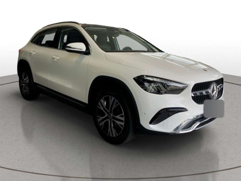 Mercedes-Benz GLA 180 Progressive - photo 5