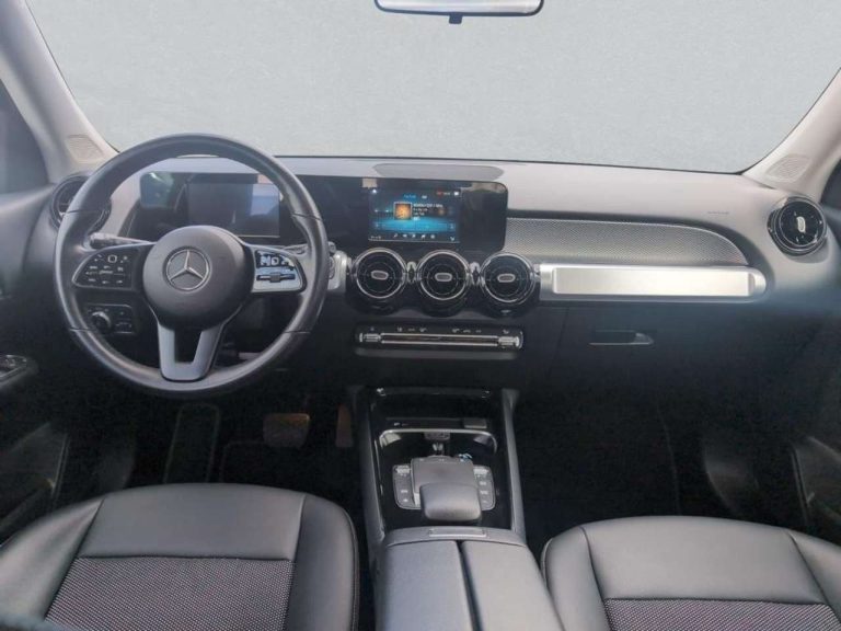 Mercedes-Benz GLB 200 4MATIC - photo 4