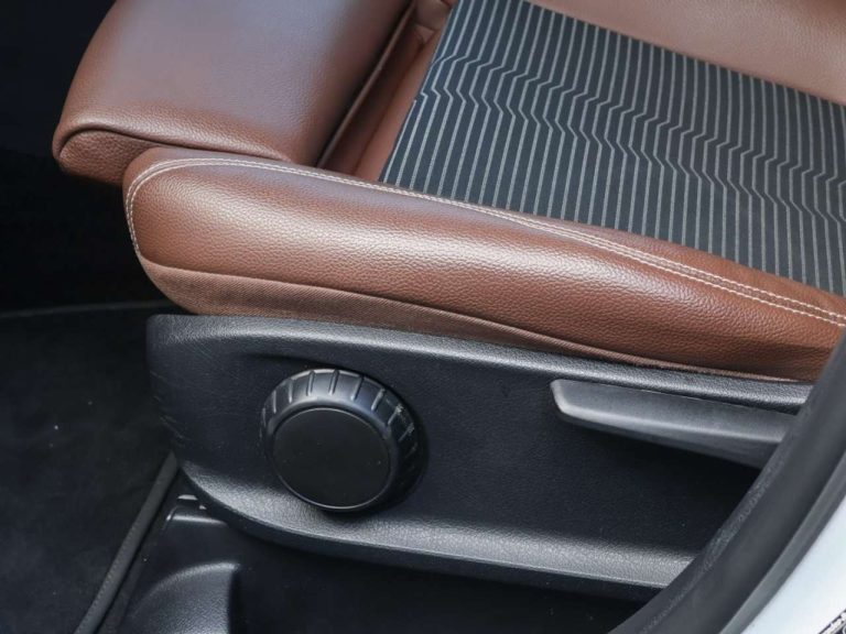Mercedes-Benz GLB 220 d Progressive - photo 8