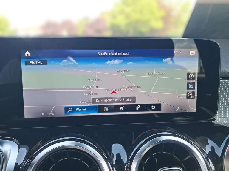 Mercedes-Benz GLB 200 Progressive - photo 10