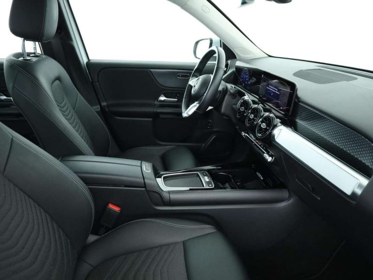 Mercedes-Benz GLB 180 d - photo 12