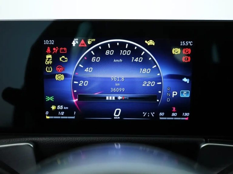 Mercedes-Benz GLB 180 d - photo 12