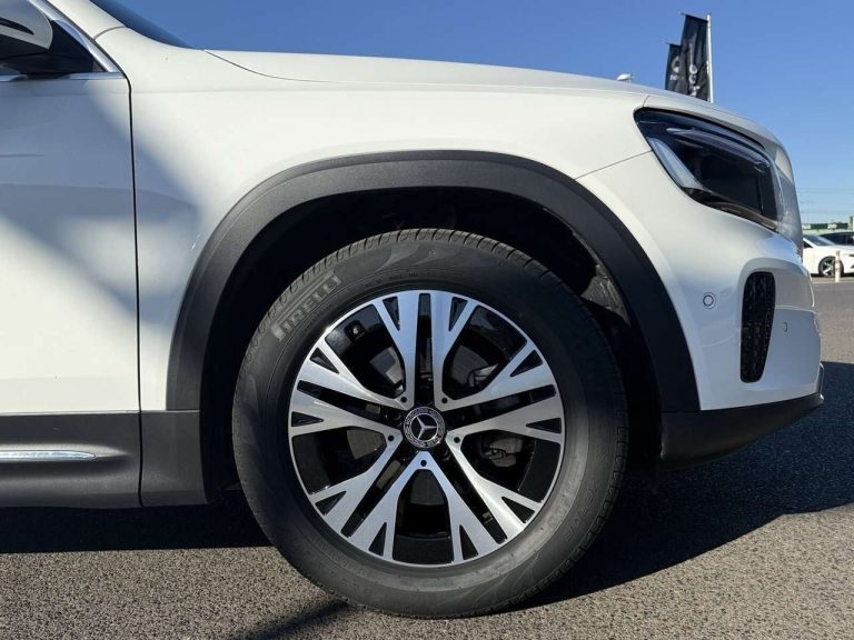 Mercedes-Benz GLB 180 Progressive - photo 13