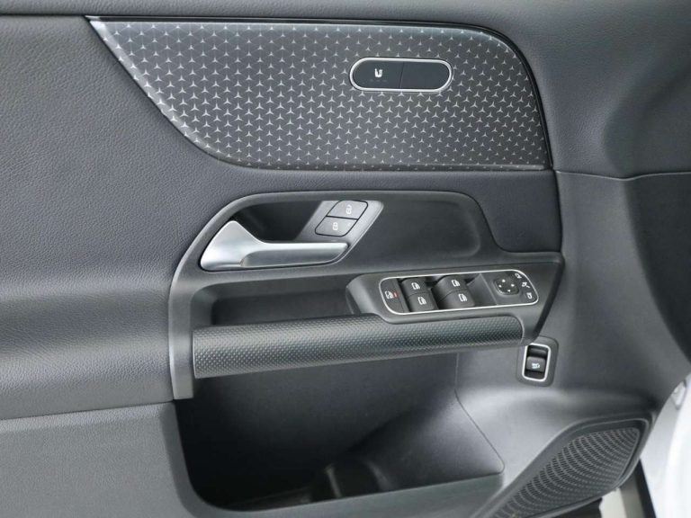 Mercedes-Benz GLB 180 d - photo 15