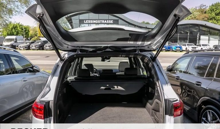 Mercedes-Benz GLB 180 Progressive - photo 10