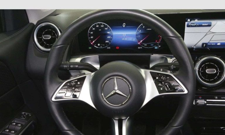 Mercedes-Benz GLB 180 Progressive - photo 10