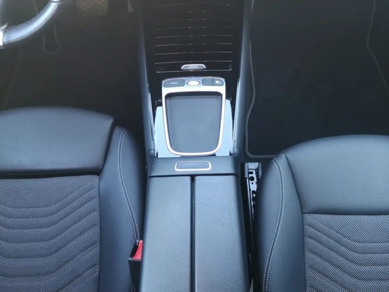 Mercedes-Benz GLB 200 d - photo 13