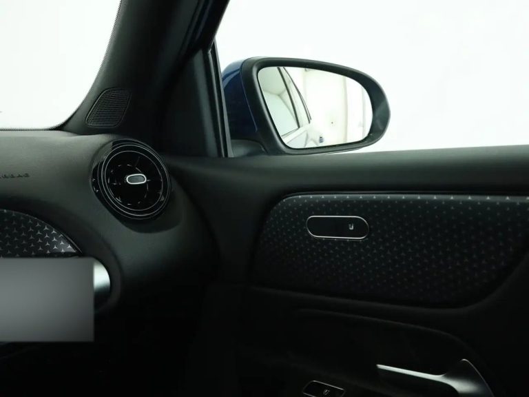 Mercedes-Benz GLB 200 d - photo 16