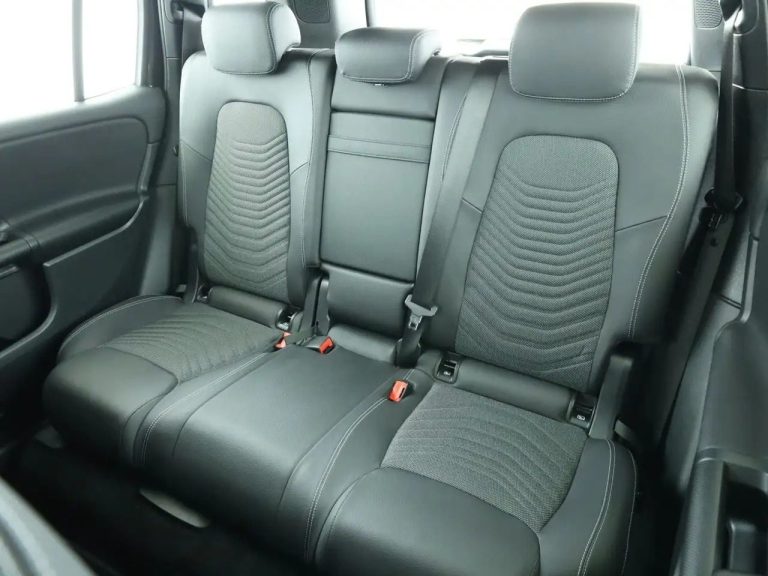 Mercedes-Benz GLB 200 d - photo 18