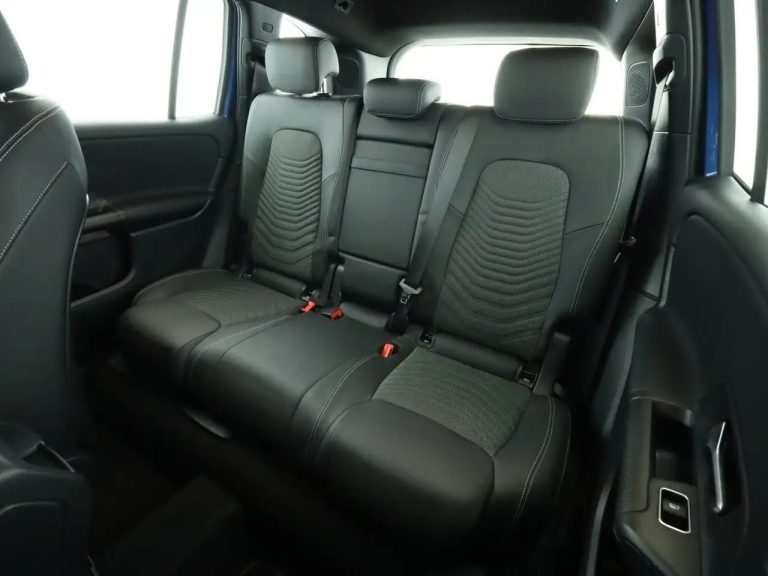 Mercedes-Benz GLB 200 d - photo 18