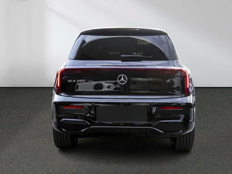 Mercedes-Benz GLB 200 AMG Night 7 places - photo 4