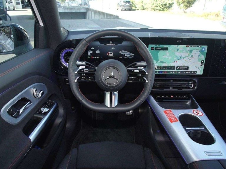 Mercedes-Benz GLB 250+ AMG Line - photo 6