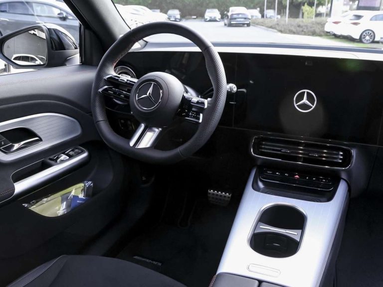 Mercedes-Benz GLB 200 AMG Night 7 places - photo 6