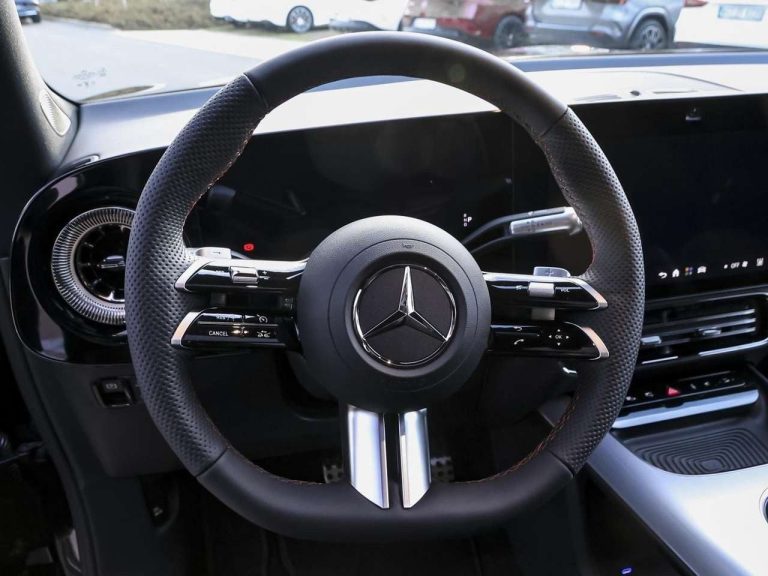 Mercedes-Benz GLB 200 AMG Night 7 places - photo 9