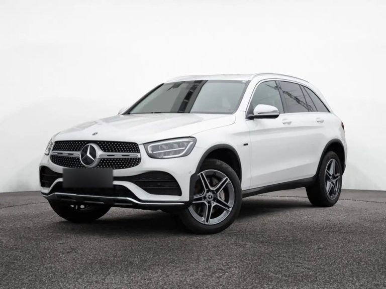 Mercedes-Benz GLC 300 e 4MATIC AMG Line