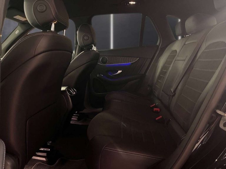 Mercedes-Benz GLC 300 de 4MATIC AMG Line - photo 11