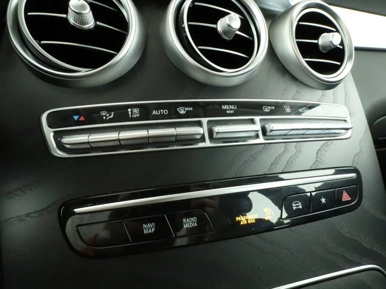 Mercedes-Benz GLC 300 de 4MATIC - photo 14