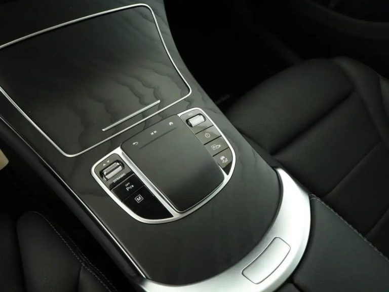 Mercedes-Benz GLC 300 de 4MATIC - photo 15