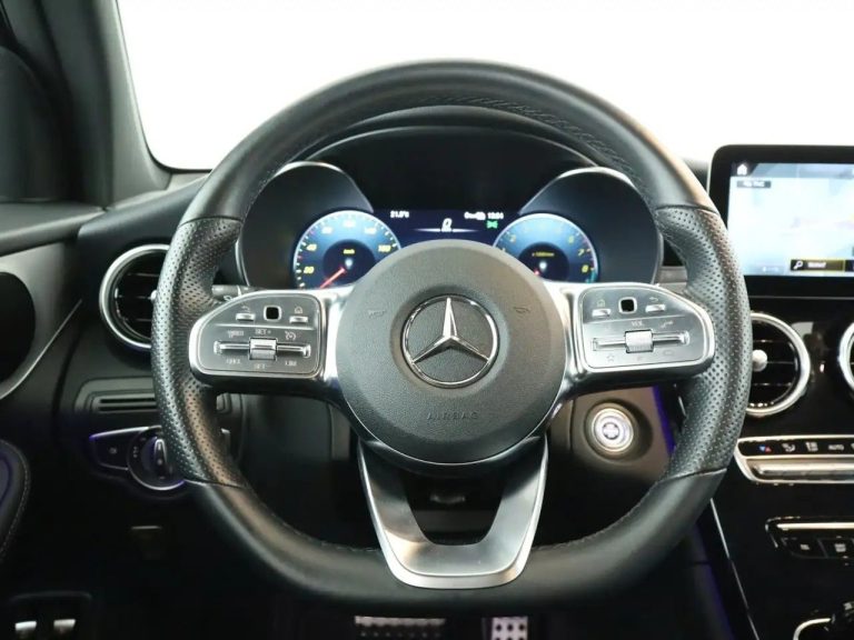 Mercedes-Benz GLC 300 e 4MATIC - photo 11