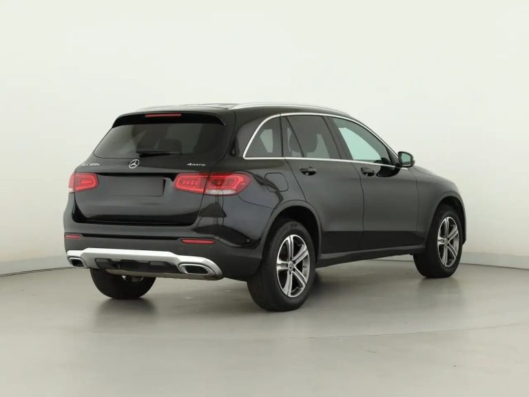 Mercedes-Benz GLC 300 e 4MATIC - photo 6