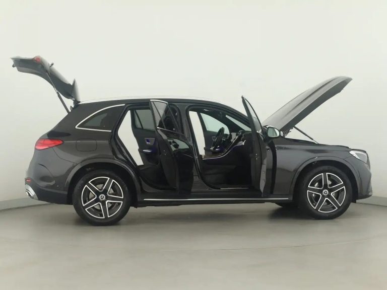 Mercedes-Benz GLC 200 4MATIC AMG Line - photo 8