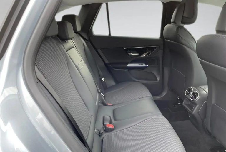 Mercedes-Benz GLC 300 e 4MATIC Avantgarde - photo 13