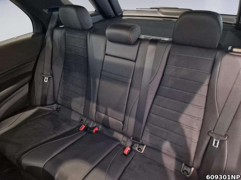 Mercedes-Benz GLE 300 d 4MATIC AMG Line - photo 8