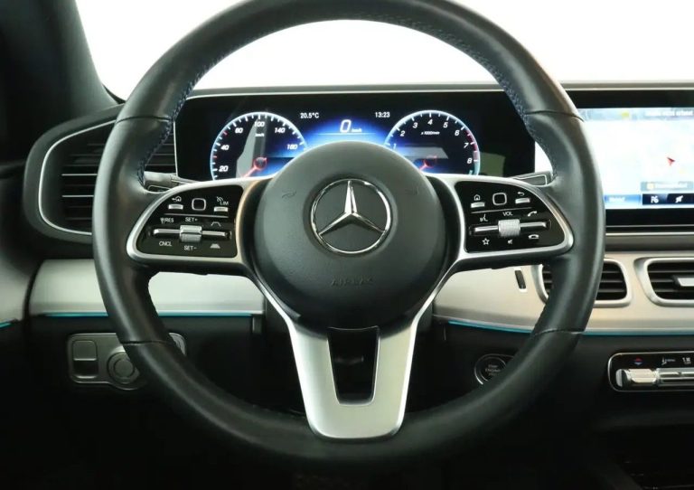 Mercedes-Benz GLE 350 e 4MATIC - photo 11
