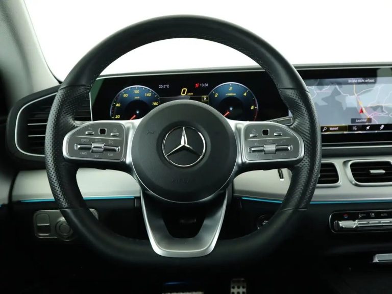 Mercedes-Benz GLE 300 d 4MATIC Coupé - photo 11