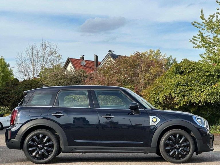 Mini Countryman Cooper SE ALL4 - photo 2