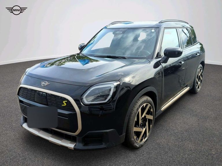 Mini Countryman SE ALL4 Favoured Trim